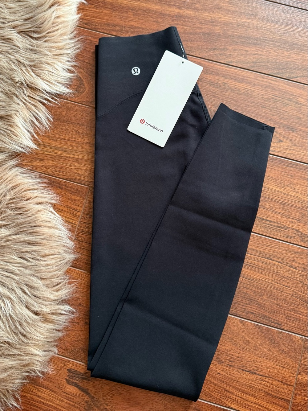 Size 4 lululemon Glow up tight HR 28” black NWT
